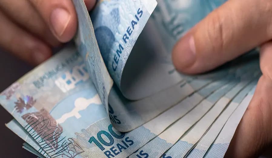 top-global-credit-reporting-agency-bottom-quote-photo